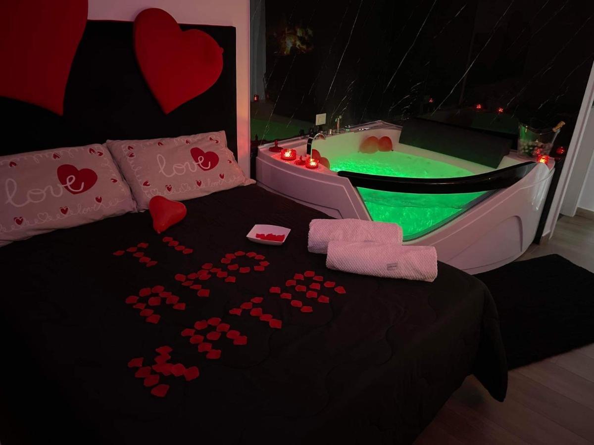 Due Cuori Suite Бари Экстерьер фото